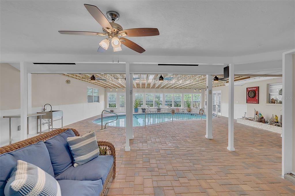 For Sale: $825,000 (4 beds, 4 baths, 1918 Square Feet)