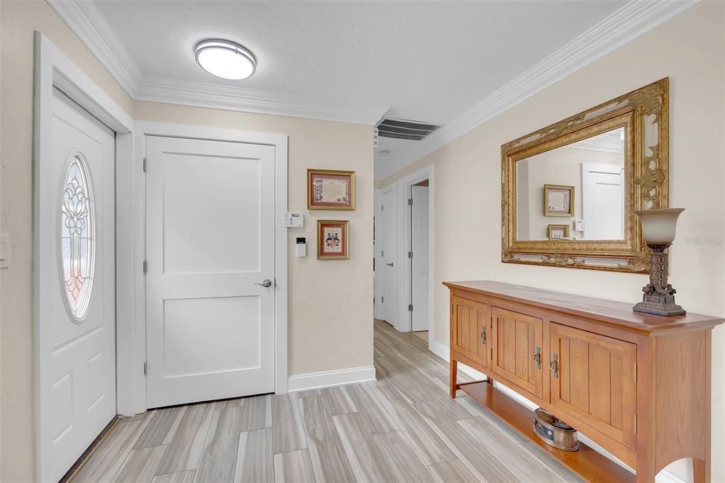 For Sale: $825,000 (4 beds, 4 baths, 1918 Square Feet)