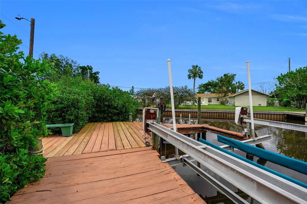 For Sale: $825,000 (4 beds, 4 baths, 1918 Square Feet)