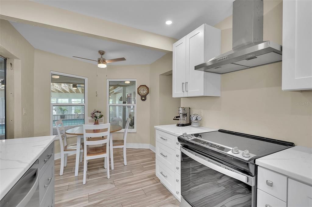 For Sale: $825,000 (4 beds, 4 baths, 1918 Square Feet)