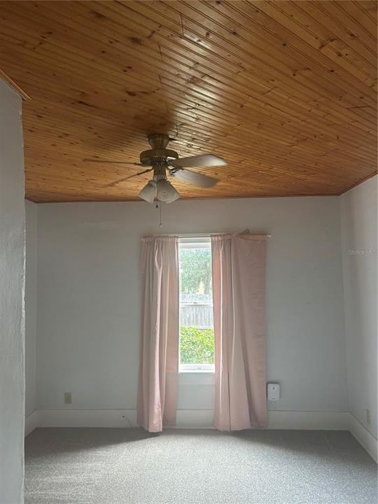 В аренду: $1,650 (2 спален, 1 ванн, 1148 Квадратных фут)