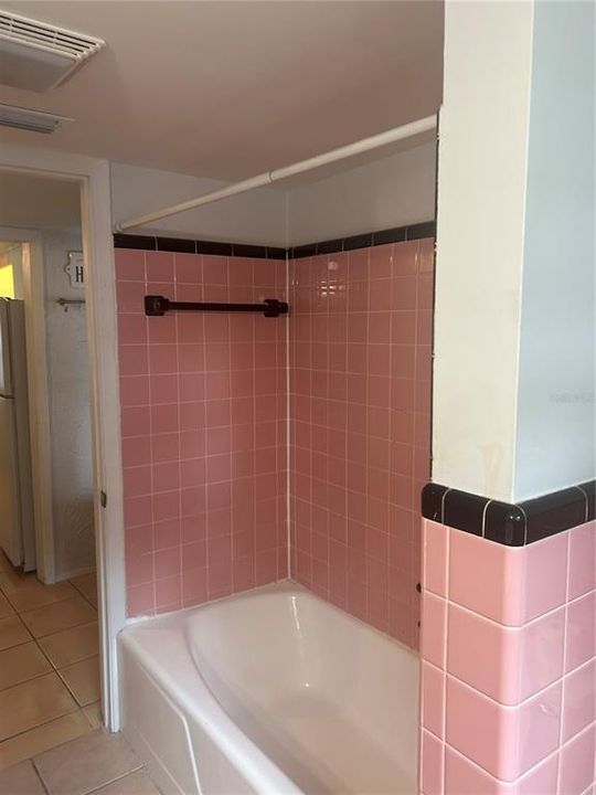 В аренду: $1,650 (2 спален, 1 ванн, 1148 Квадратных фут)