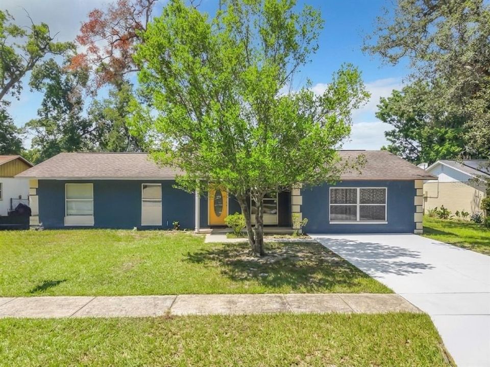 En Venta: $284,900 (3 camas, 2 baños, 1580 Pies cuadrados)