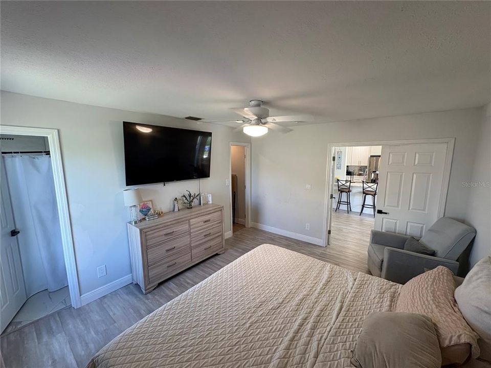 For Sale: $235,000 (3 beds, 2 baths, 1522 Square Feet)