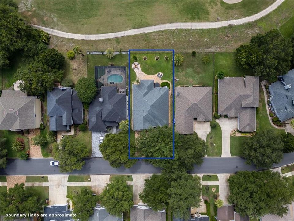 For Sale: $749,000 (5 beds, 3 baths, 2603 Square Feet)