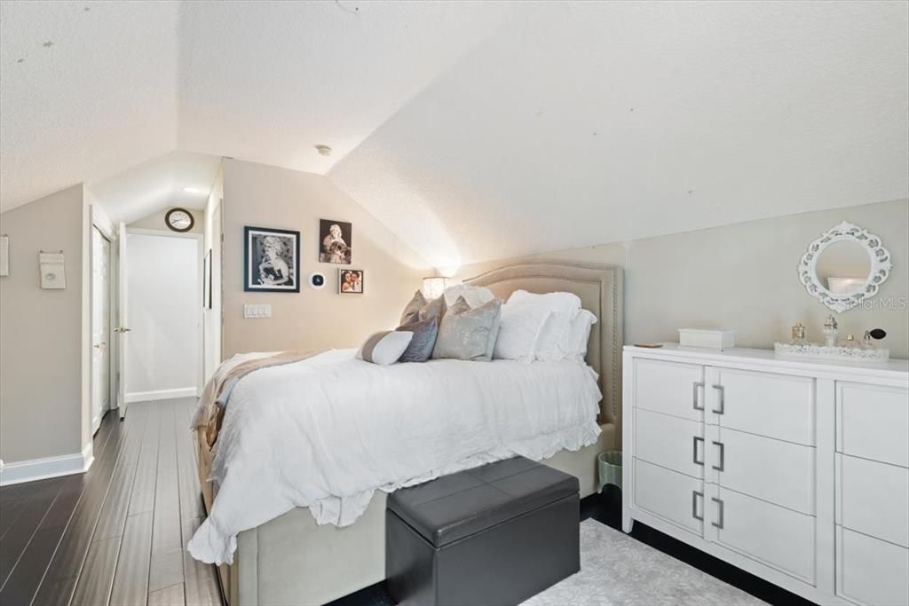 For Sale: $749,000 (5 beds, 3 baths, 2603 Square Feet)
