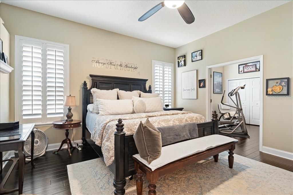 For Sale: $749,000 (5 beds, 3 baths, 2603 Square Feet)
