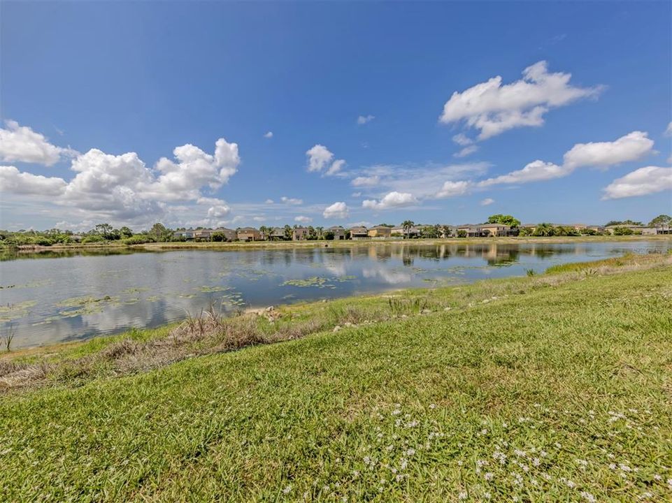 For Sale: $247,000 (3 beds, 2 baths, 1302 Square Feet)