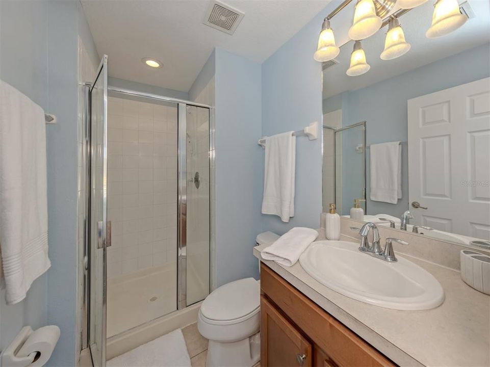 For Sale: $247,000 (3 beds, 2 baths, 1302 Square Feet)
