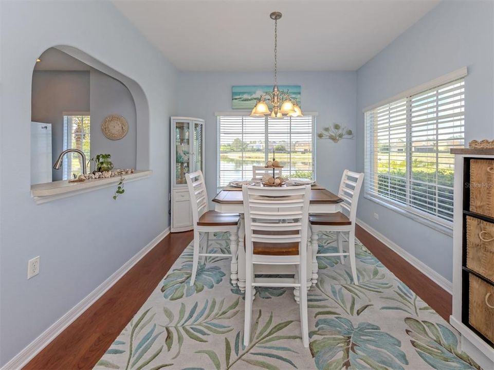 For Sale: $247,000 (3 beds, 2 baths, 1302 Square Feet)