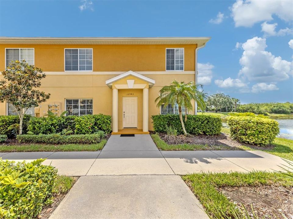 For Sale: $247,000 (3 beds, 2 baths, 1302 Square Feet)