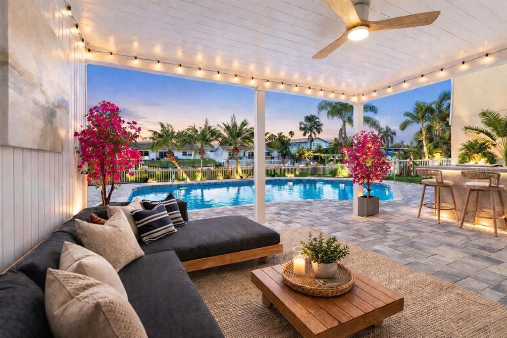 For Sale: $879,999 (5 beds, 4 baths, 2248 Square Feet)