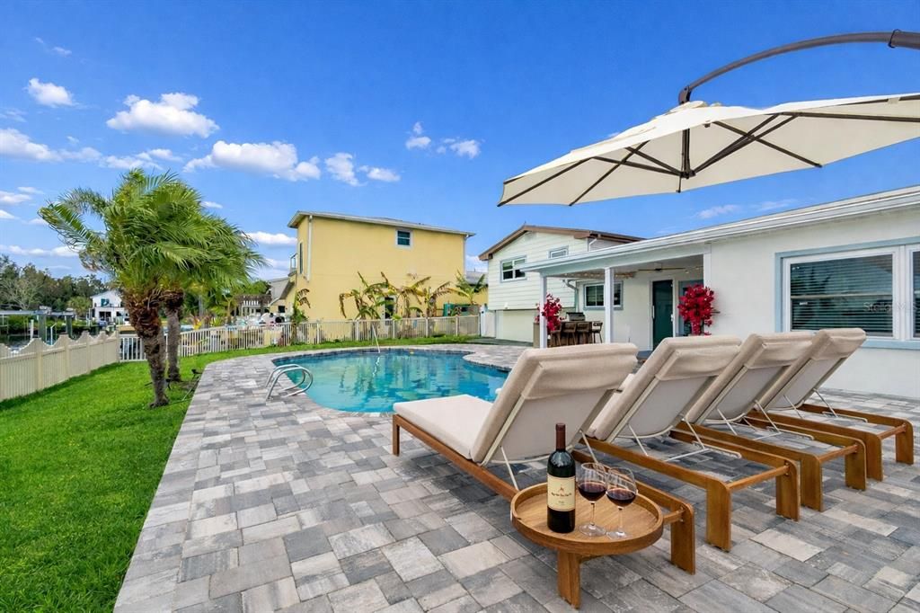 For Sale: $879,999 (5 beds, 4 baths, 2248 Square Feet)