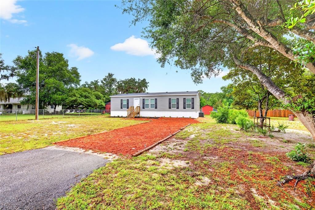 For Sale: $219,900 (3 beds, 2 baths, 1244 Square Feet)