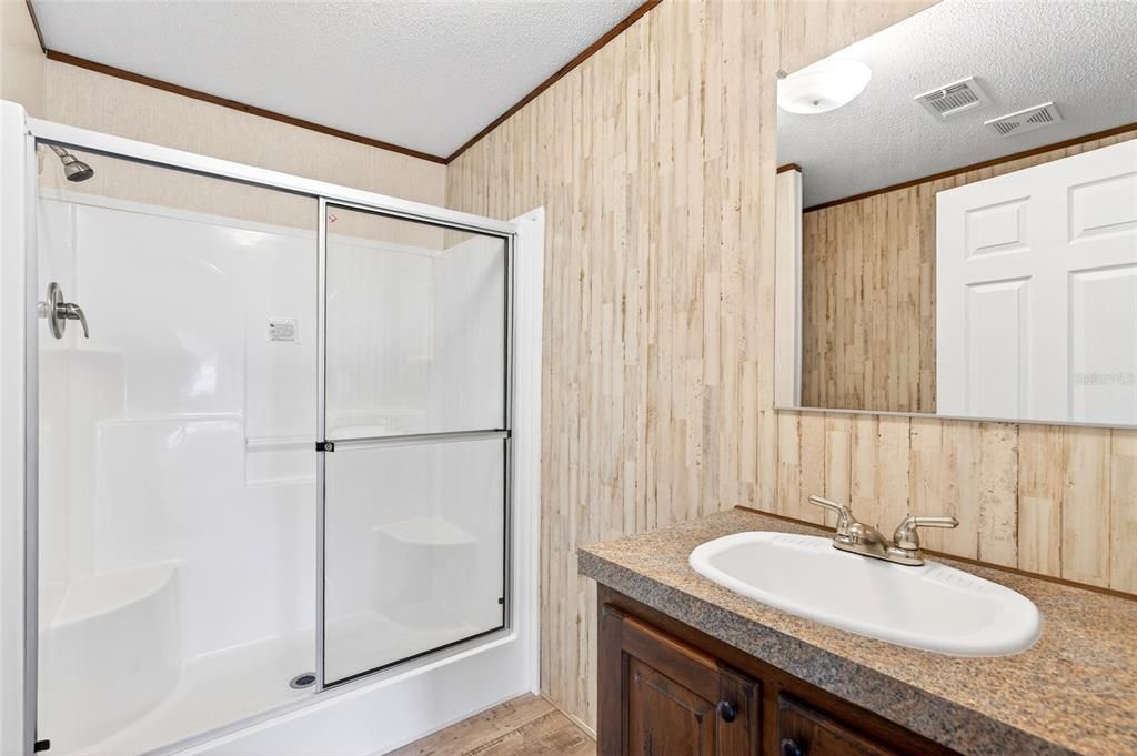 For Sale: $219,900 (3 beds, 2 baths, 1244 Square Feet)