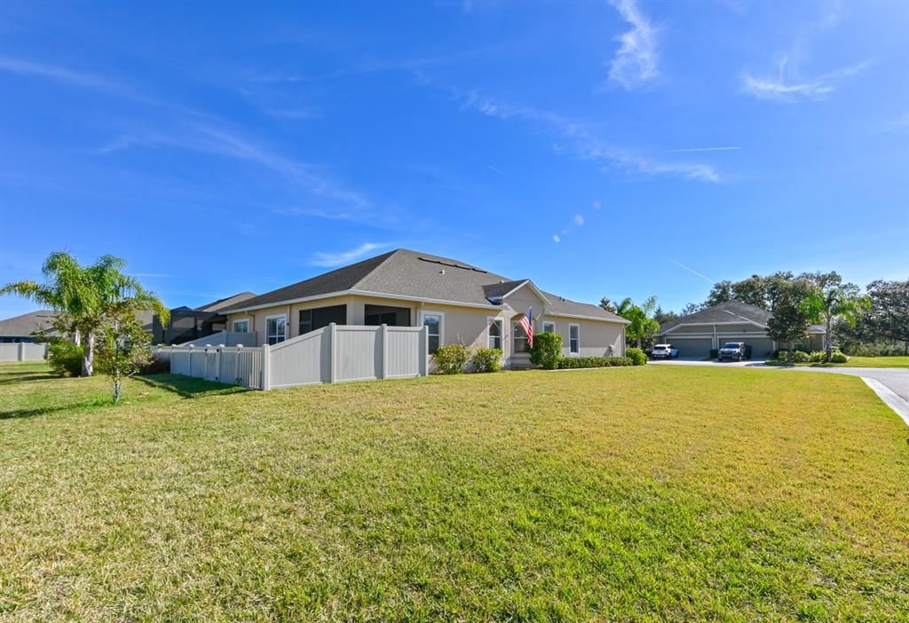 For Sale: $244,000 (3 beds, 2 baths, 1521 Square Feet)