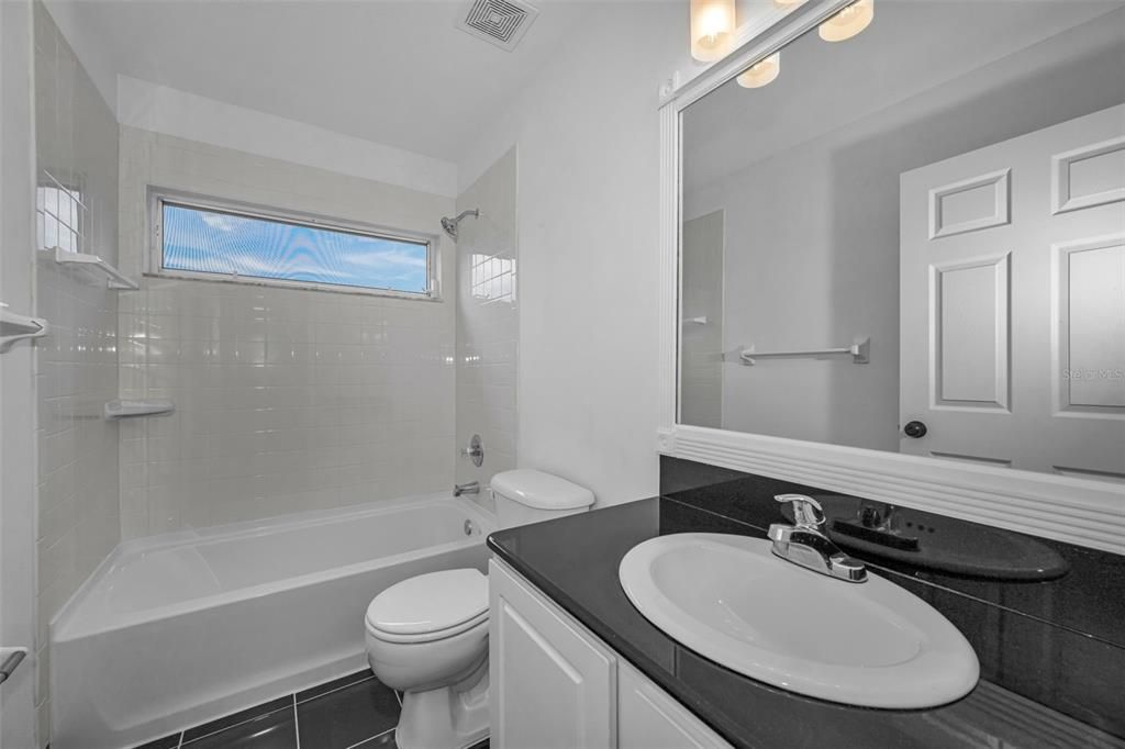 For Sale: $475,000 (4 beds, 2 baths, 1963 Square Feet)