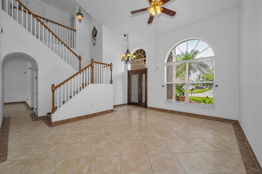 For Sale: $475,000 (4 beds, 2 baths, 1963 Square Feet)