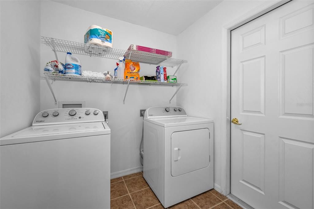 For Sale: $475,000 (4 beds, 2 baths, 1963 Square Feet)