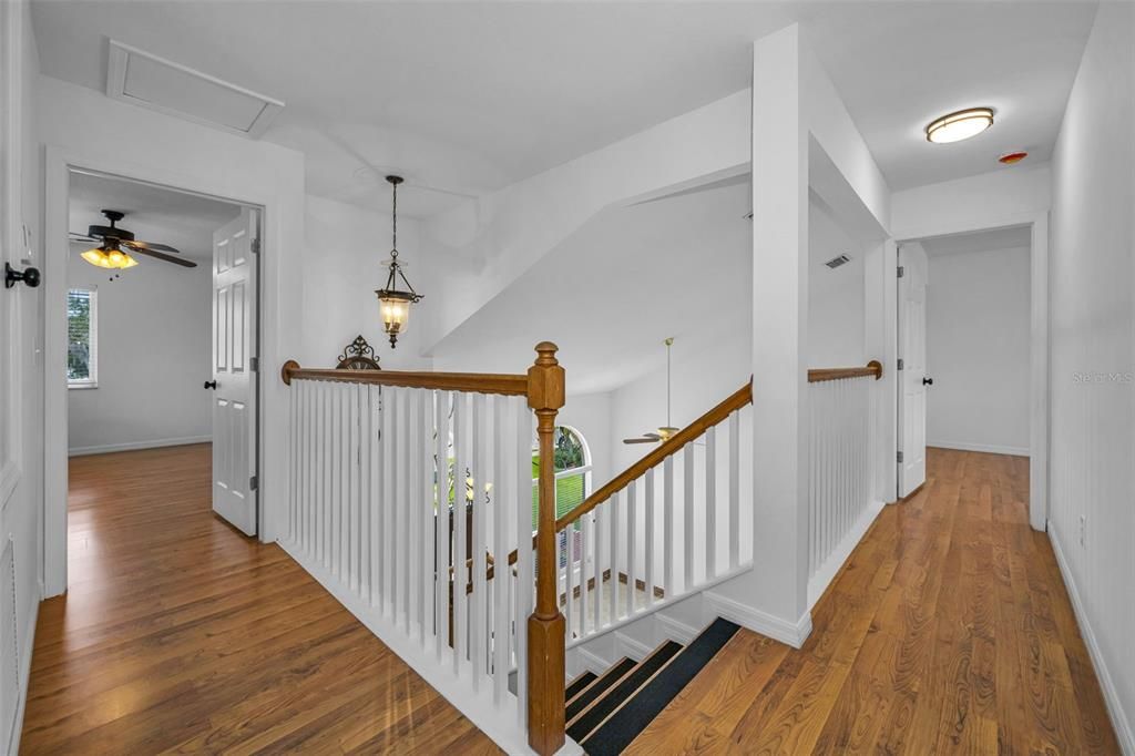 For Sale: $475,000 (4 beds, 2 baths, 1963 Square Feet)