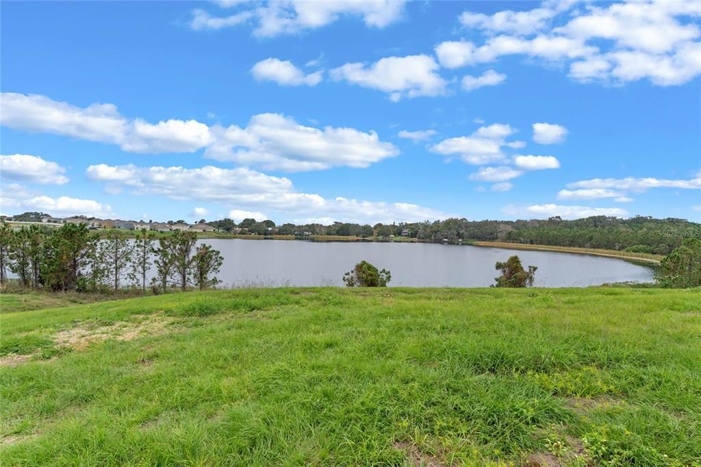 For Rent: $2,399 (3 beds, 2 baths, 1614 Square Feet)