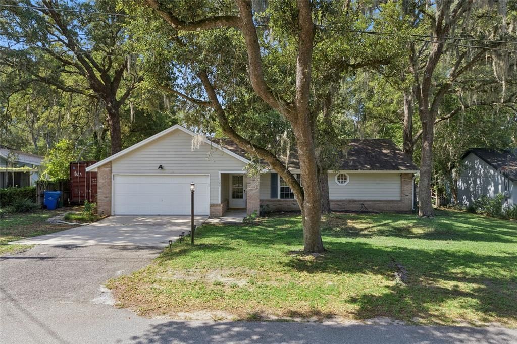 For Sale: $399,000 (3 beds, 2 baths, 1452 Square Feet)