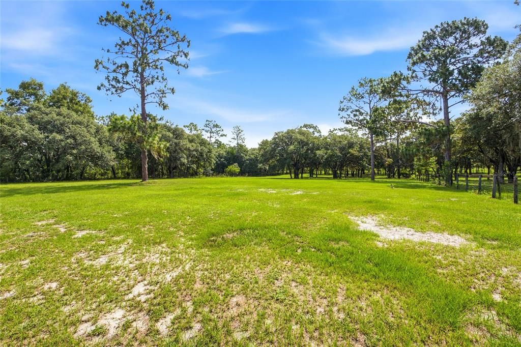 For Sale: $449,000 (2 beds, 2 baths, 1394 Square Feet)