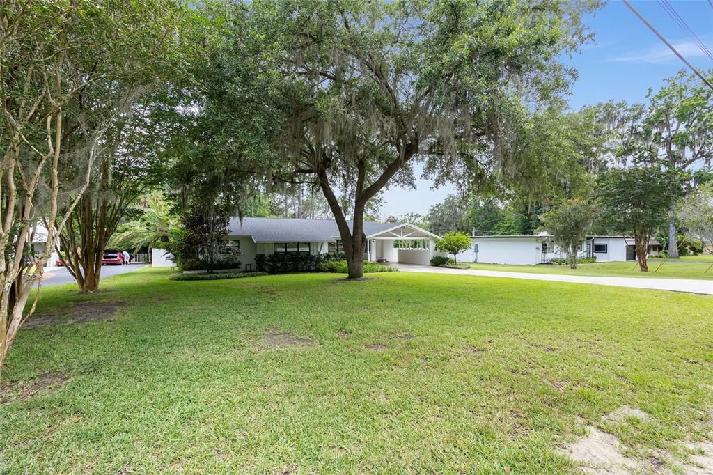 For Sale: $669,000 (3 beds, 2 baths, 2009 Square Feet)
