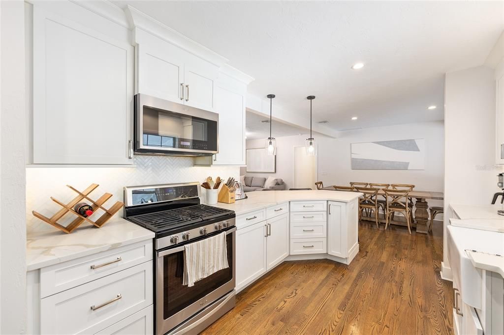 For Sale: $669,000 (3 beds, 2 baths, 2009 Square Feet)