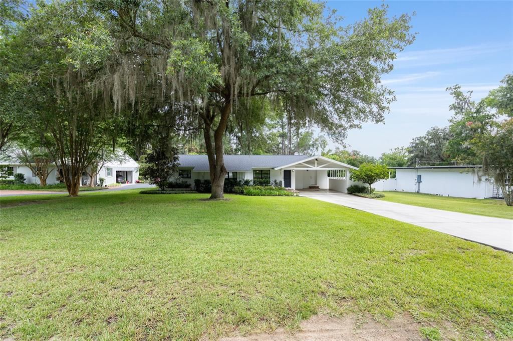 For Sale: $669,000 (3 beds, 2 baths, 2009 Square Feet)