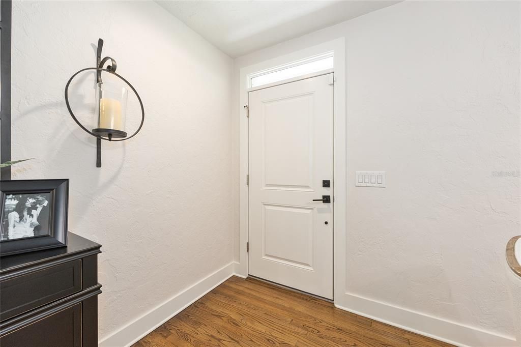 For Sale: $669,000 (3 beds, 2 baths, 2009 Square Feet)