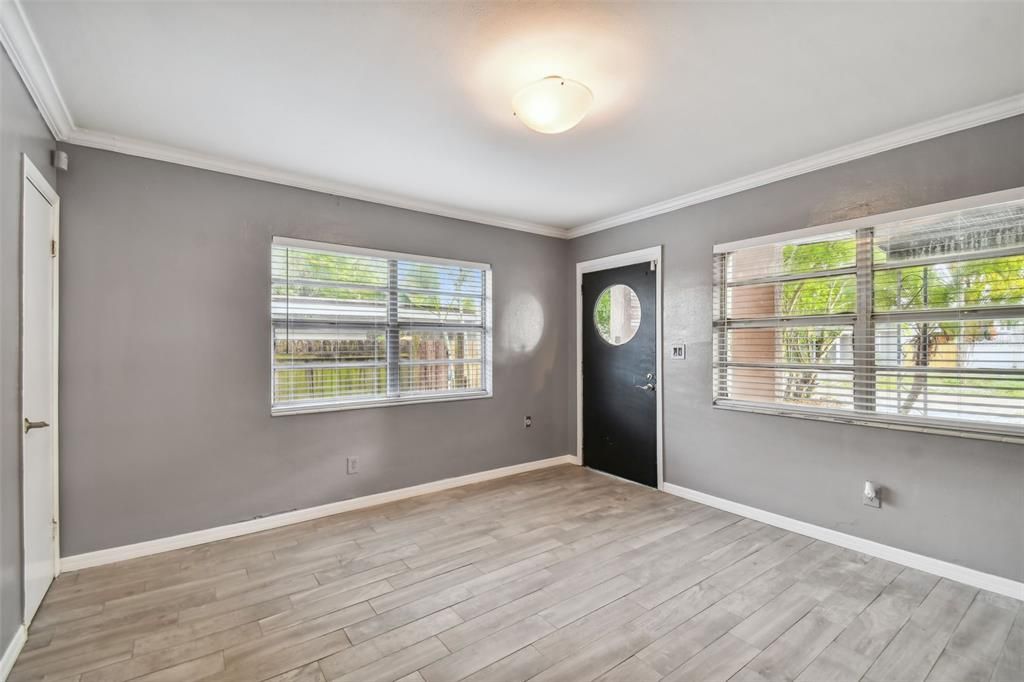 В аренду: $3,450 (4 спален, 2 ванн, 1400 Квадратных фут)