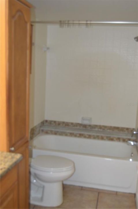 На продажу: $175,000 (3 спален, 2 ванн, 1295 Квадратных фут)