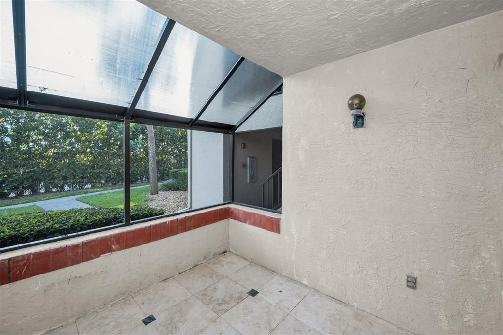 Activo con contrato: $175,000 (3 camas, 2 baños, 1295 Pies cuadrados)