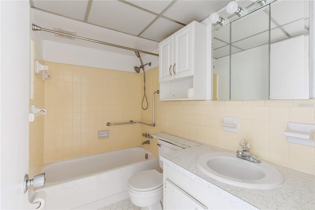 En Venta: $79,000 (1 camas, 1 baños, 874 Pies cuadrados)