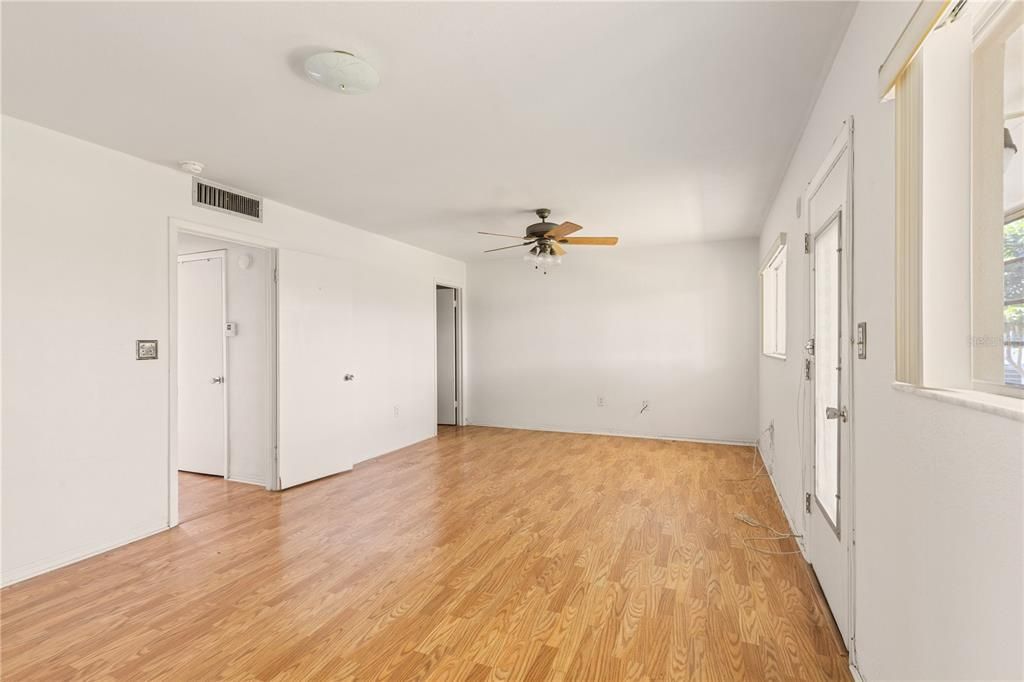 En Venta: $79,000 (1 camas, 1 baños, 874 Pies cuadrados)