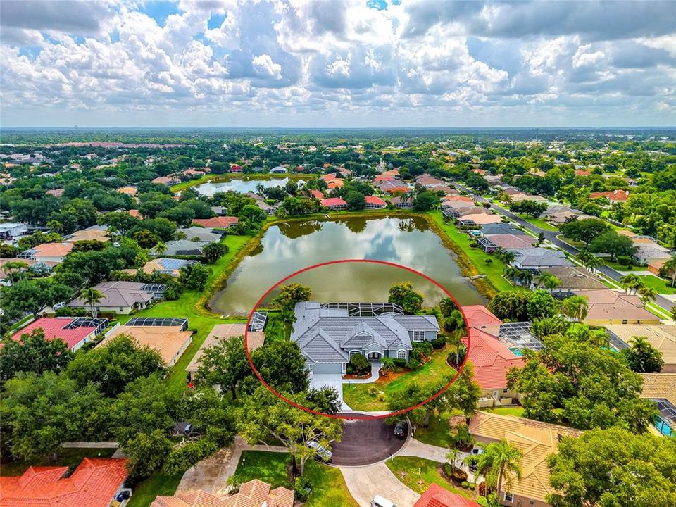 En Venta: $815,000 (3 camas, 2 baños, 2718 Pies cuadrados)