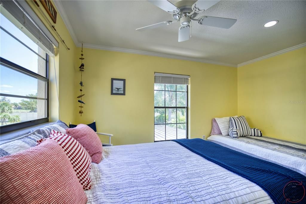 For Rent: $4,100 (2 beds, 2 baths, 1064 Square Feet)