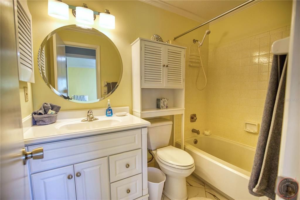 For Rent: $4,100 (2 beds, 2 baths, 1064 Square Feet)