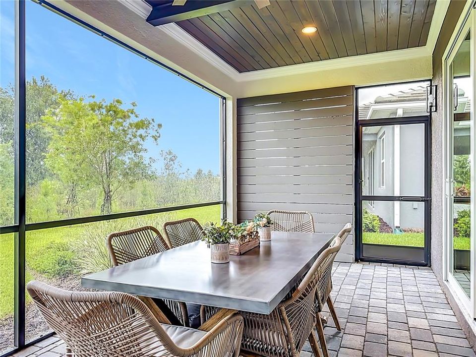 For Sale: $659,000 (4 beds, 3 baths, 1996 Square Feet)