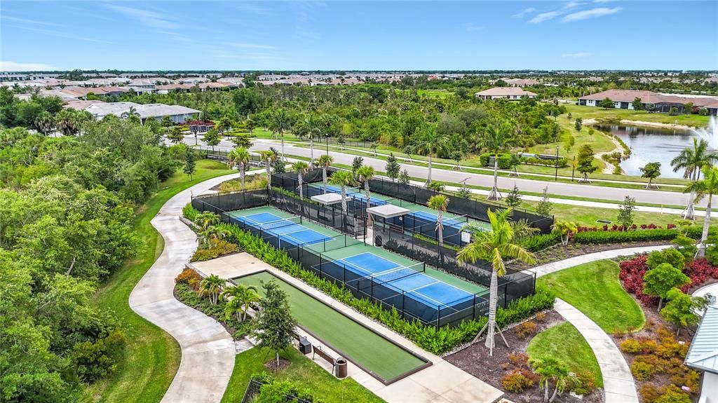 For Sale: $659,000 (4 beds, 3 baths, 1996 Square Feet)