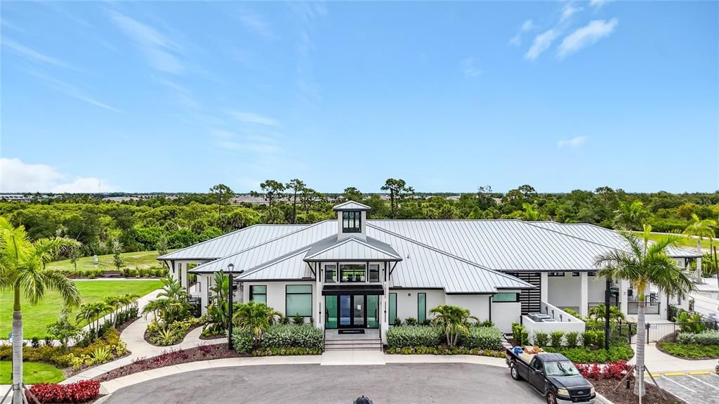 For Sale: $659,000 (4 beds, 3 baths, 1996 Square Feet)