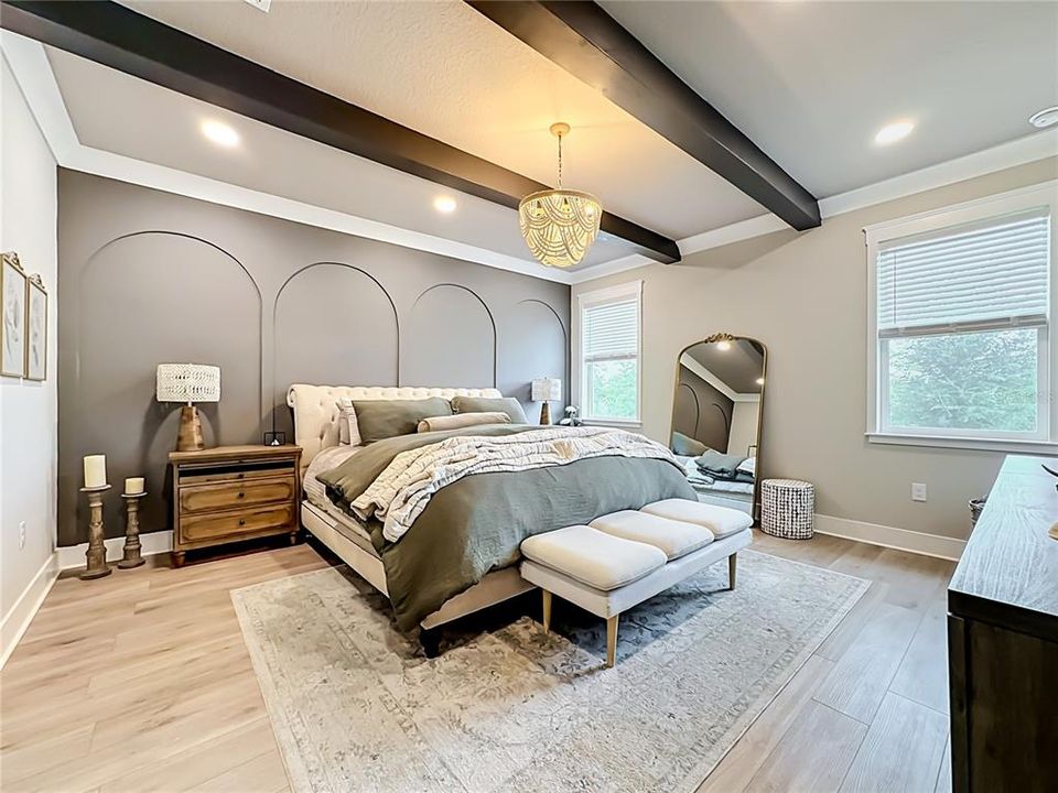 For Sale: $659,000 (4 beds, 3 baths, 1996 Square Feet)