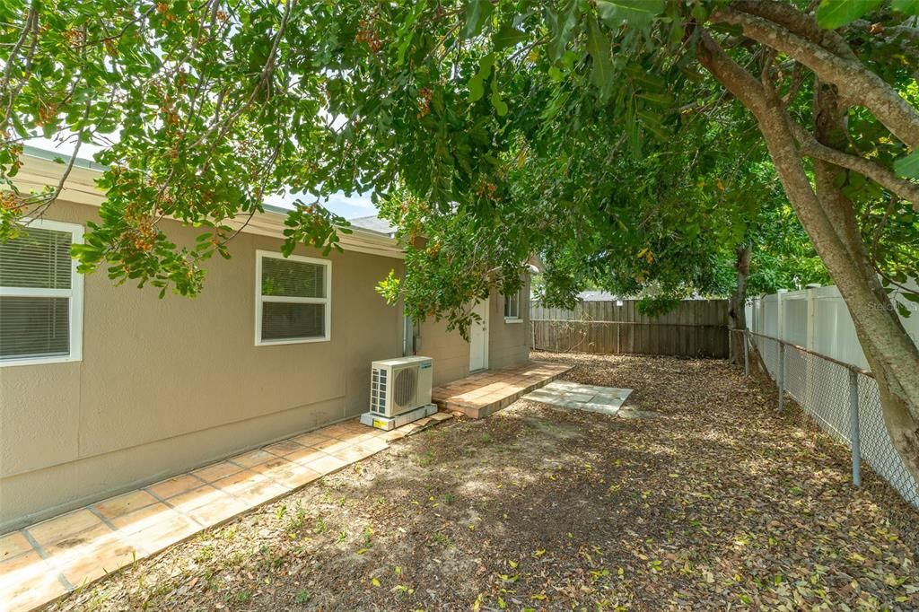 For Sale: $389,000 (4 beds, 2 baths, 1620 Square Feet)