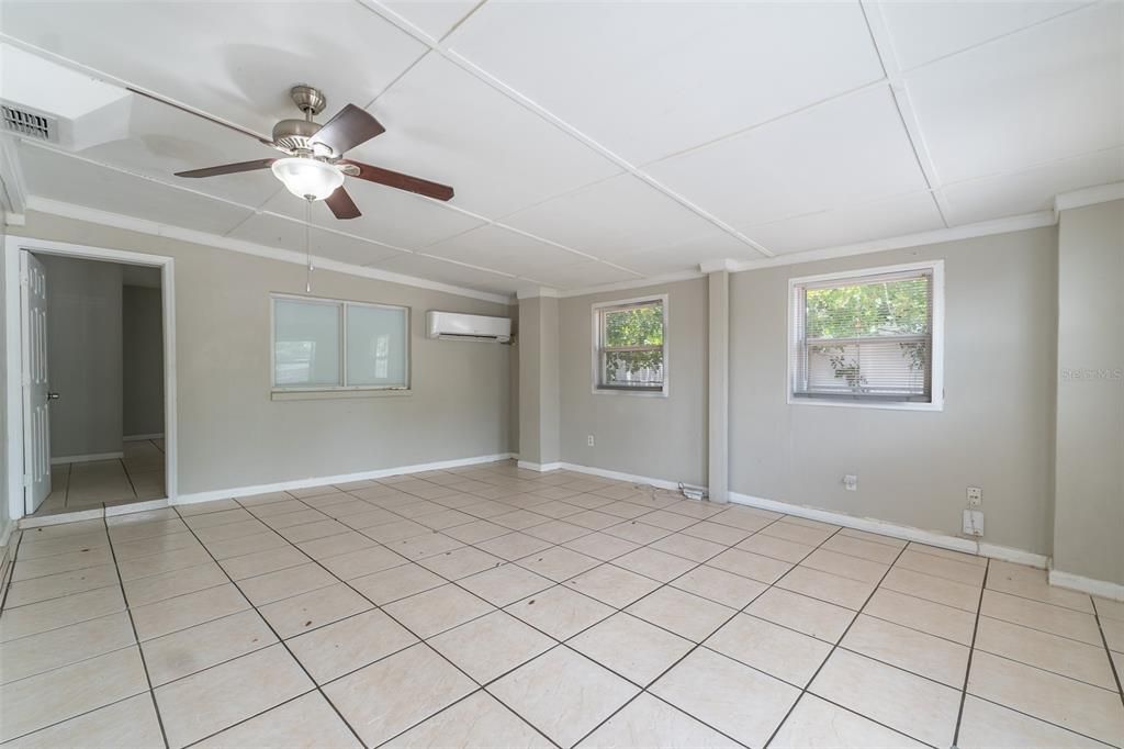 For Sale: $389,000 (4 beds, 2 baths, 1620 Square Feet)