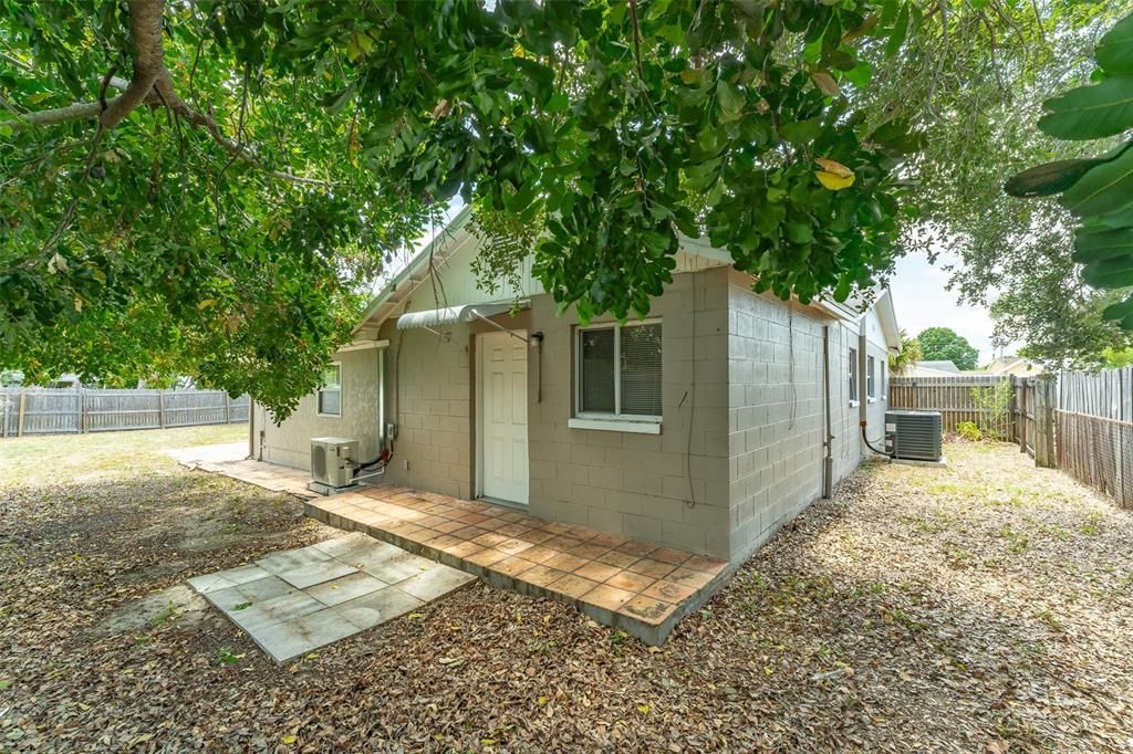 For Sale: $389,000 (4 beds, 2 baths, 1620 Square Feet)