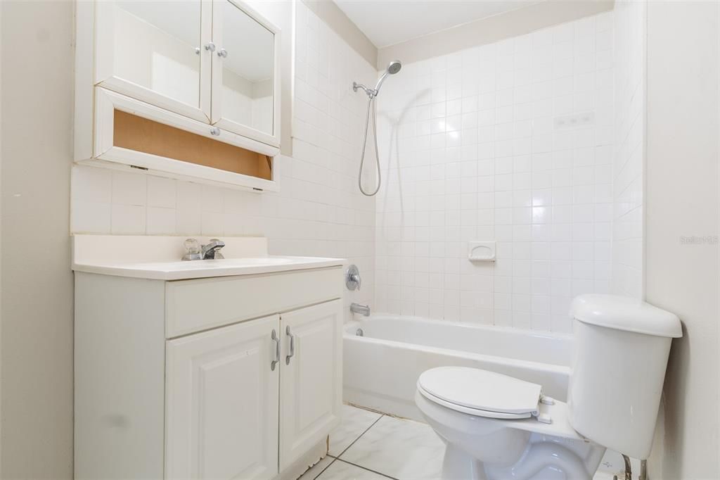 For Sale: $389,000 (4 beds, 2 baths, 1620 Square Feet)