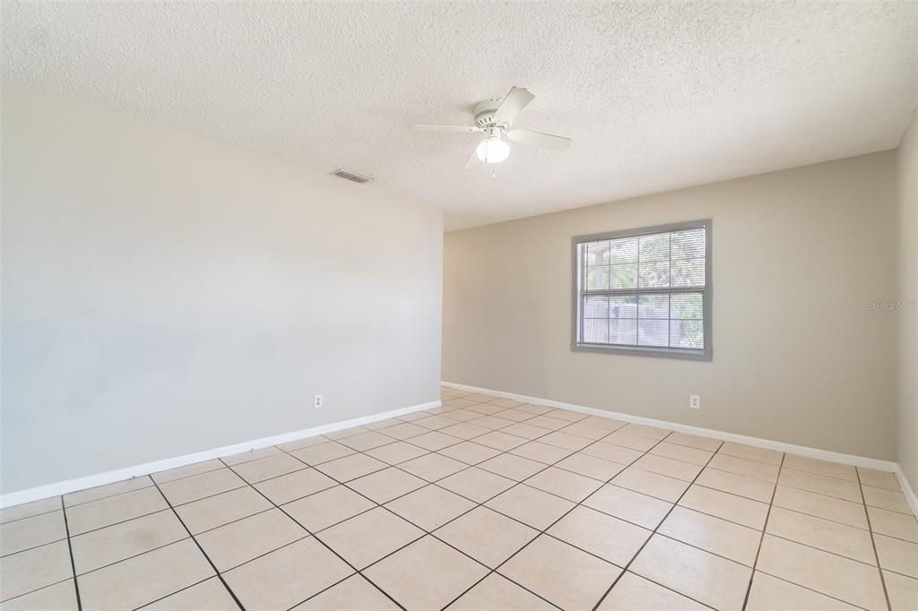 For Sale: $389,000 (4 beds, 2 baths, 1620 Square Feet)