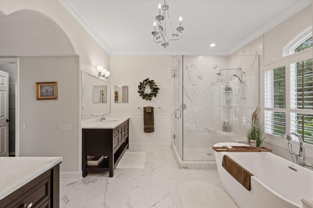 En Venta: $999,000 (5 camas, 3 baños, 3962 Pies cuadrados)