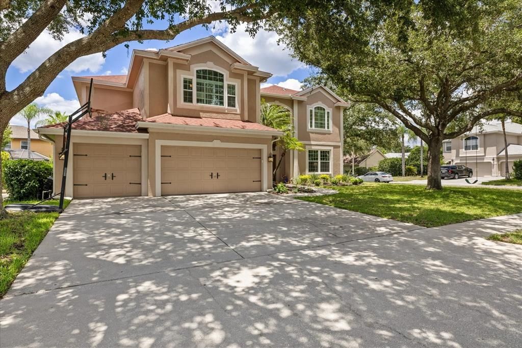 En Venta: $999,000 (5 camas, 3 baños, 3962 Pies cuadrados)